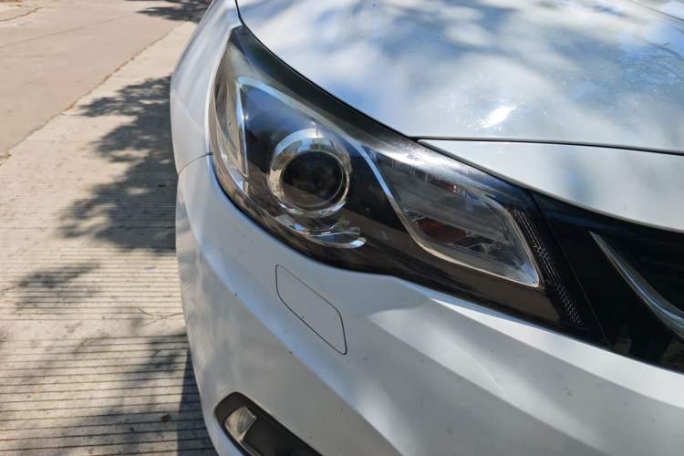 Used Chevrolet Malibu 2017 1.5T Automatic Luxury Edition Right Front Headlight