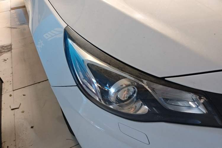 Used Chevrolet Malibu 2017 1.5T Automatic Luxury Edition Right Front Headlight