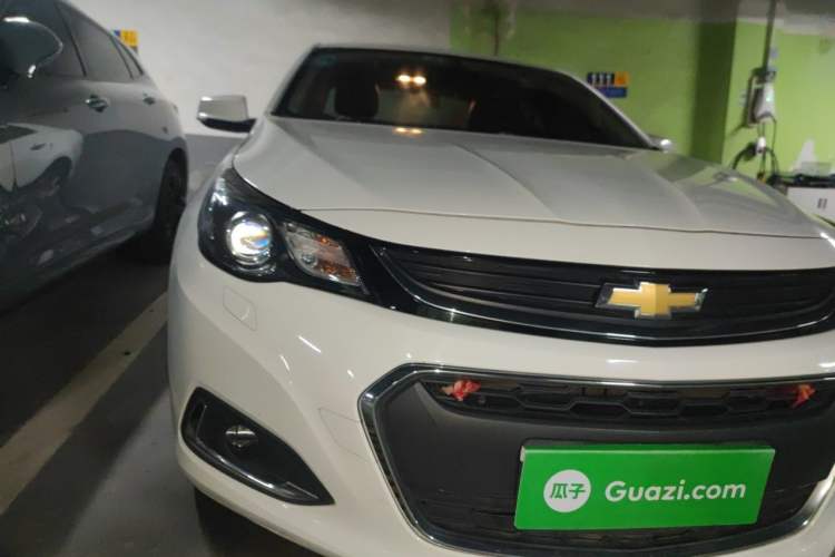Used Chevrolet Malibu 2017 1.5T Automatic Luxury Edition Right Front Headlight