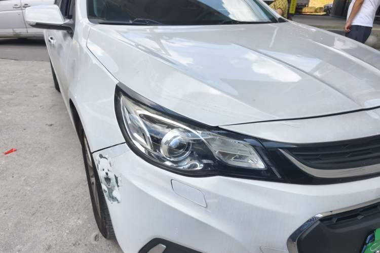 Used Chevrolet Malibu 2017 1.5T Automatic Luxury Edition Right Front Headlight