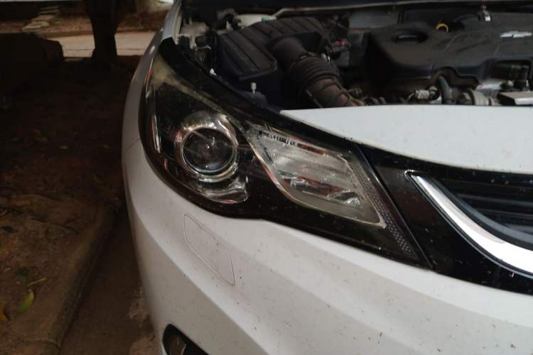 Used Chevrolet Malibu 2017 1.5T Automatic Luxury Edition Right Front Headlight