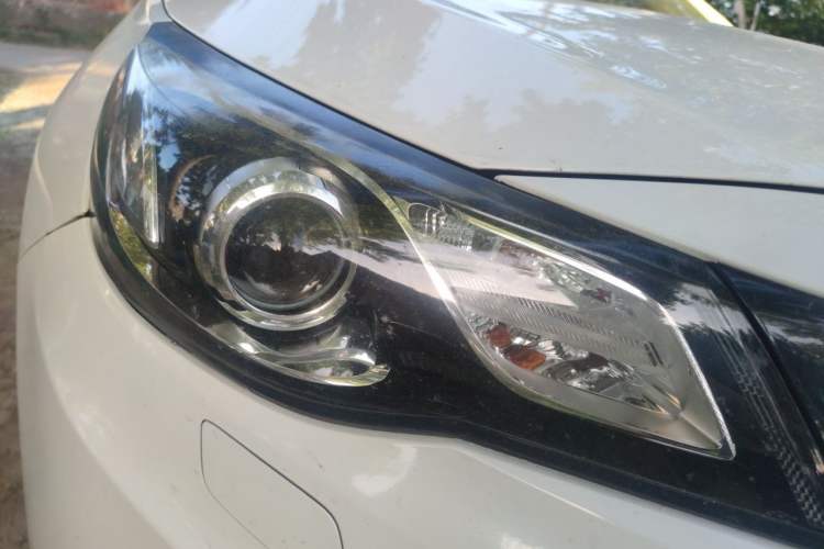 Used Chevrolet Malibu 2017 1.5T Automatic Luxury Edition Right Front Headlight