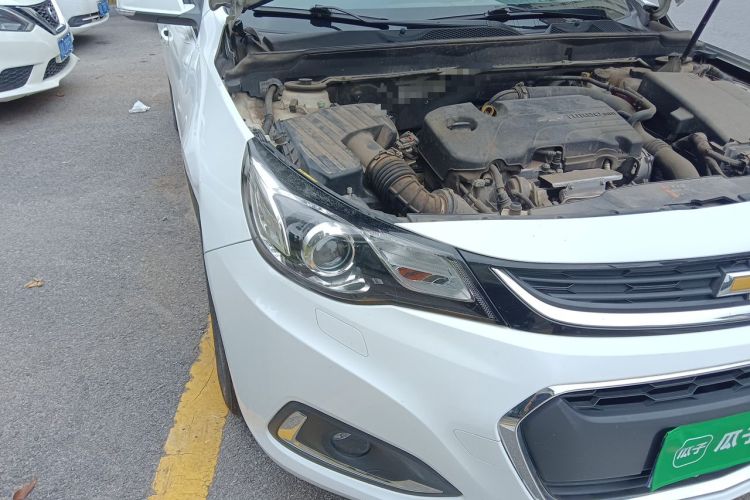 Used Chevrolet Malibu 2017 1.5T Automatic Luxury Edition Right Front Headlight