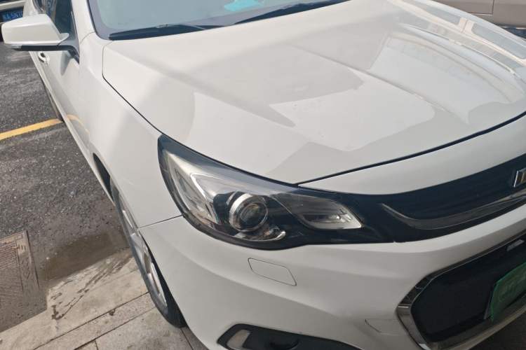 Used Chevrolet Malibu 2017 1.5T Automatic Luxury Edition Right Front Headlight