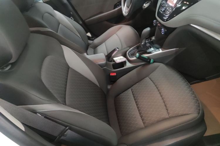 Used Chevrolet Malibu 2017 1.5T Automatic Comfort Edition Right Front Seat