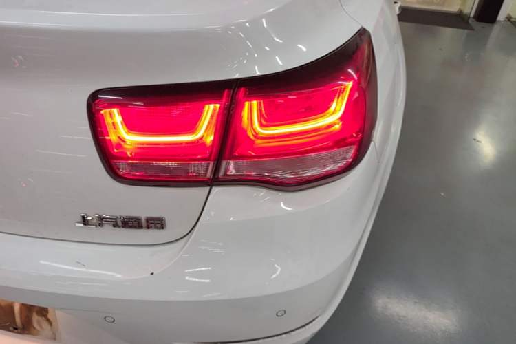Used Chevrolet Malibu 2017 1.5T Automatic Luxury Edition Right Rear Taillight
