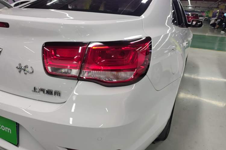 Used Chevrolet Malibu 2017 1.5T Automatic Luxury Edition Right Rear Taillight