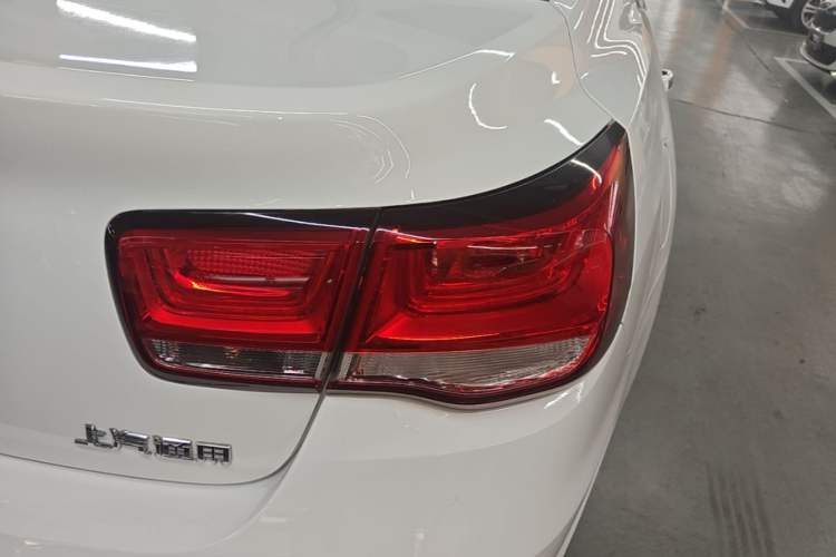Used Chevrolet Malibu 2017 1.5T Automatic Luxury Edition Right Rear Taillight