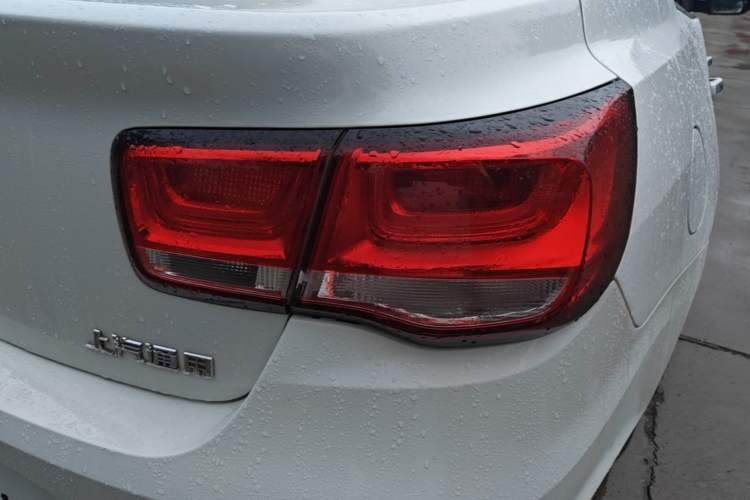 Used Chevrolet Malibu 2017 1.5T Automatic Luxury Edition Right Rear Taillight