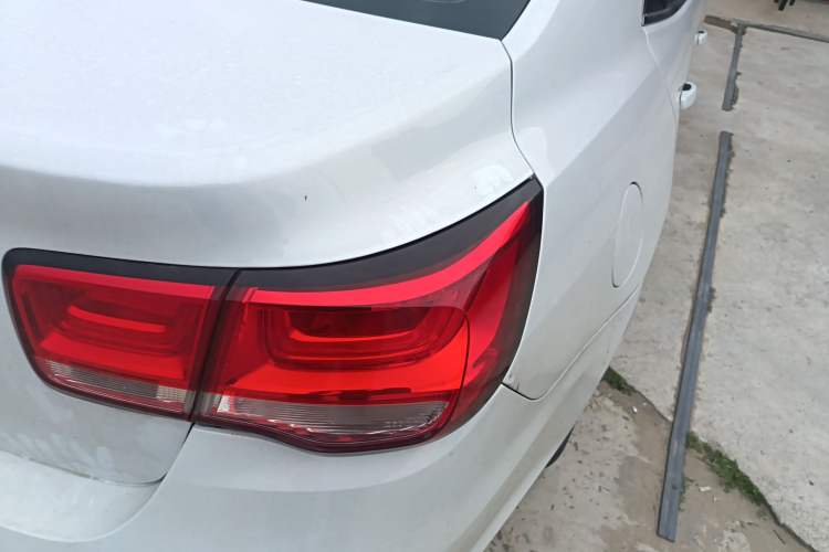 Used Chevrolet Malibu 2017 1.5T Automatic Luxury Edition Right Rear Taillight