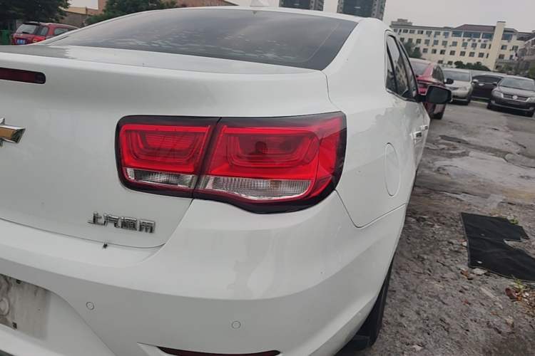 Used Chevrolet Malibu 2017 1.5T Automatic Luxury Edition Right Rear Taillight