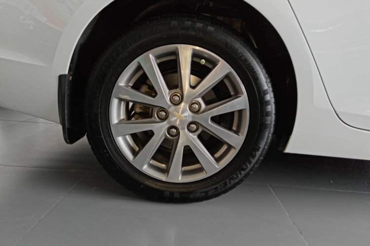 Used Chevrolet Malibu 2017 1.5T Automatic Luxury Edition Right Rear Wheel Hub