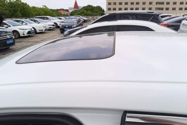 Used Chevrolet Malibu 2017 1.5T Automatic Luxury Edition Roof