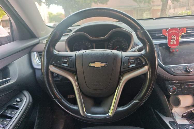 Used Chevrolet Malibu 2017 1.5T Automatic Luxury Edition Steering Wheel