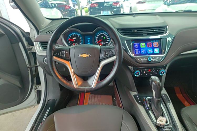 Used Chevrolet Malibu 2017 1.5T Automatic Luxury Edition Steering Wheel