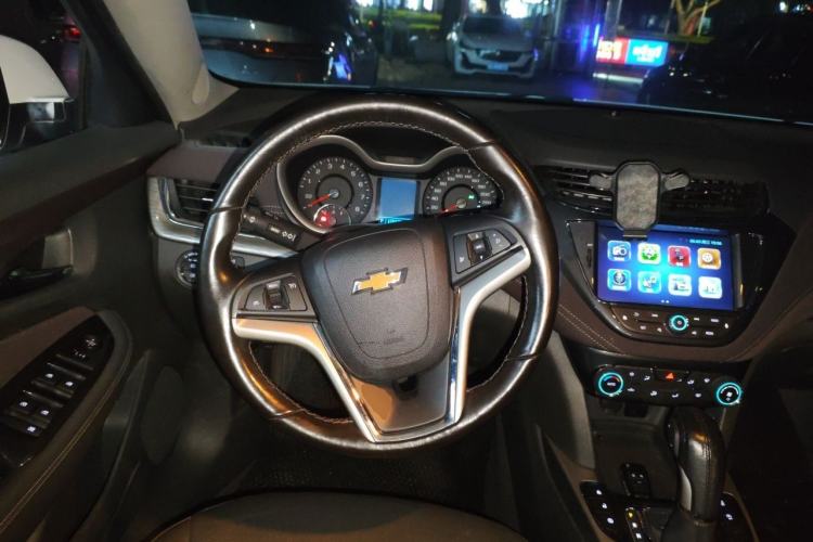 Used Chevrolet Malibu 2017 1.5T Automatic Luxury Edition Steering Wheel