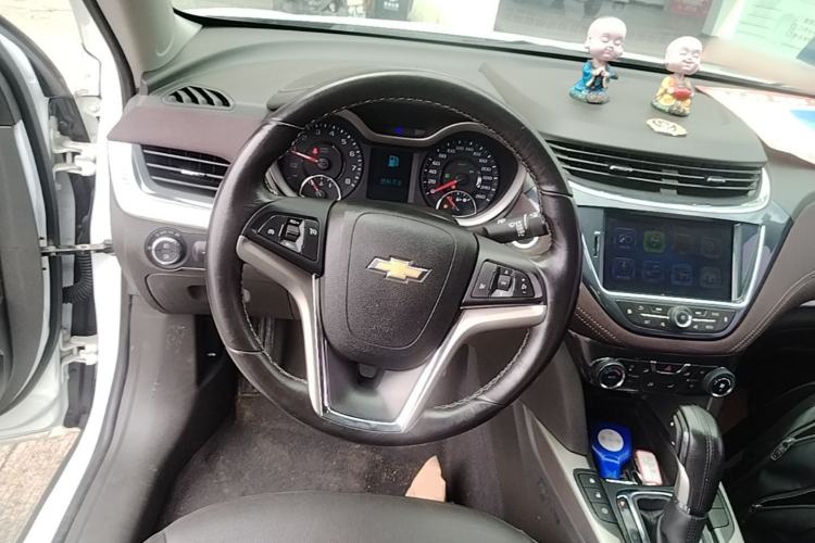 Used Chevrolet Malibu 2017 1.5T Automatic Luxury Edition Steering Wheel