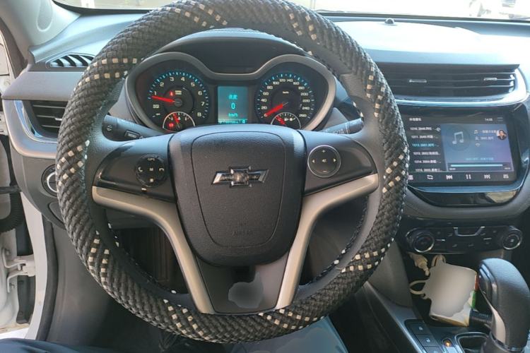 Used Chevrolet Malibu 2017 1.5T Automatic Comfort Edition Steering Wheel