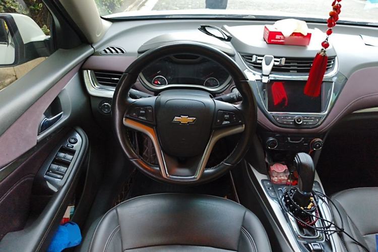 Used Chevrolet Malibu 2017 1.5T Automatic Luxury Edition Steering Wheel