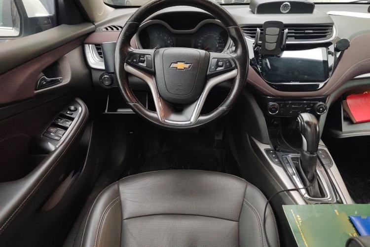 Used Chevrolet Malibu 2017 1.5T Automatic Luxury Edition Steering Wheel