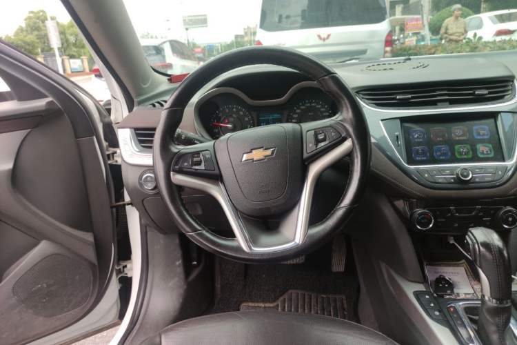 Used Chevrolet Malibu 2017 1.5T Automatic Flagship Edition Steering Wheel
