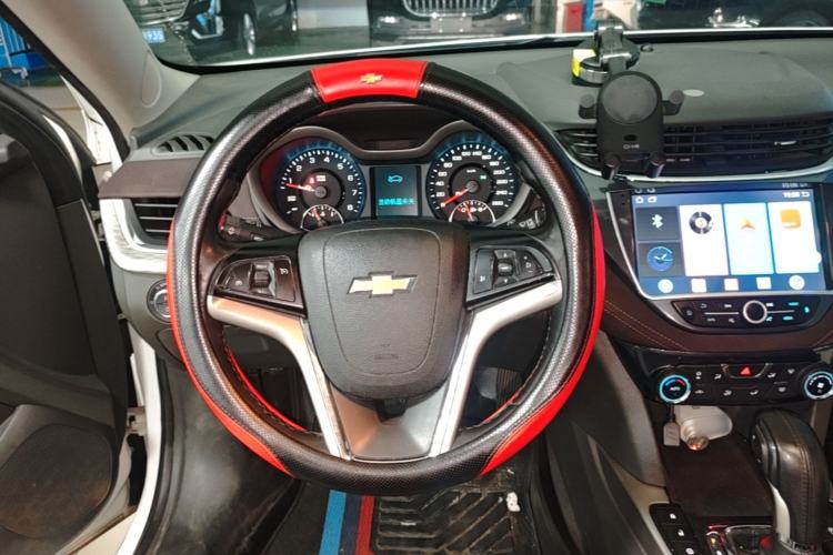 Used Chevrolet Malibu 2017 1.5T Automatic Luxury Edition Steering Wheel