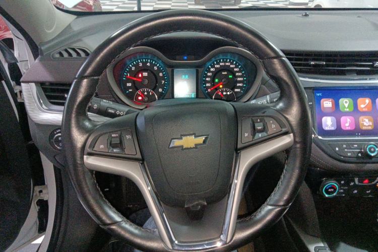 Used Chevrolet Malibu 2017 1.5T Automatic Luxury Edition Steering Wheel