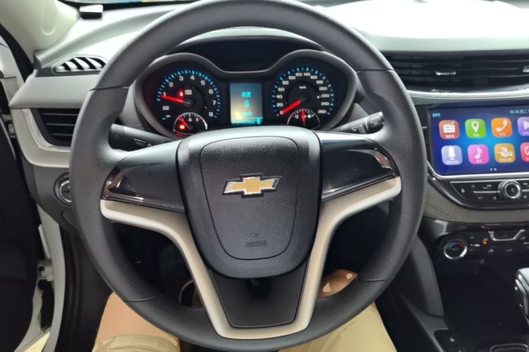 Used Chevrolet Malibu 2017 1.5T Automatic Comfort Edition Steering Wheel
