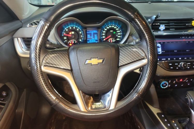 Used Chevrolet Malibu 2017 1.5T Automatic Comfort Edition Steering Wheel