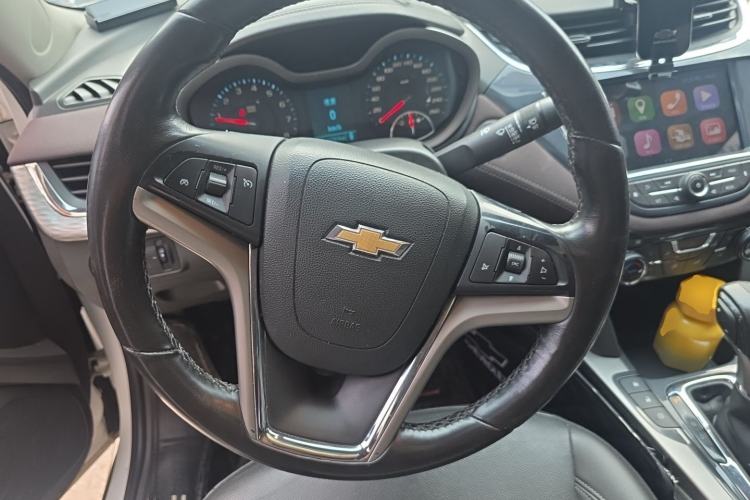 Used Chevrolet Malibu 2017 1.5T Automatic Luxury Edition Steering Wheel