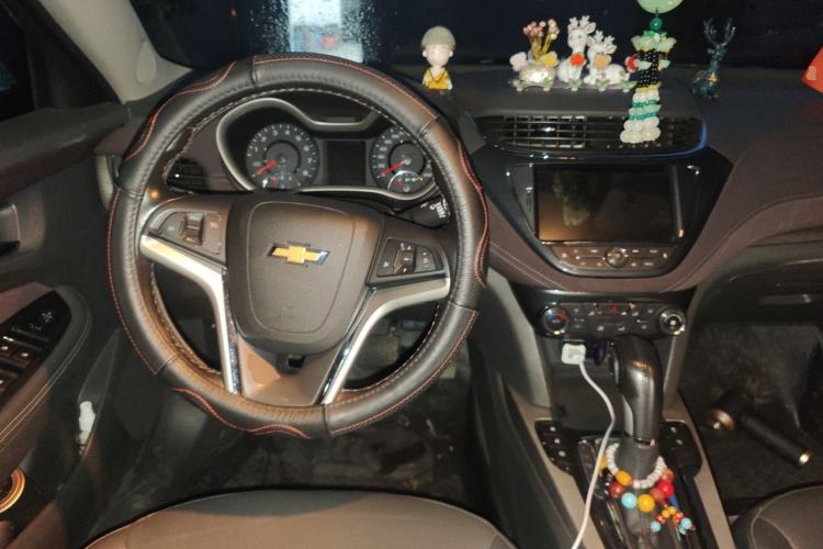 Used Chevrolet Malibu 2017 1.5T Automatic Luxury Edition Steering Wheel