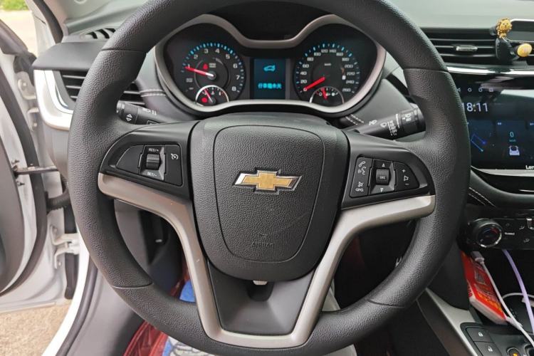 Used Chevrolet Malibu 2017 1.5T Automatic Comfort Edition Steering Wheel