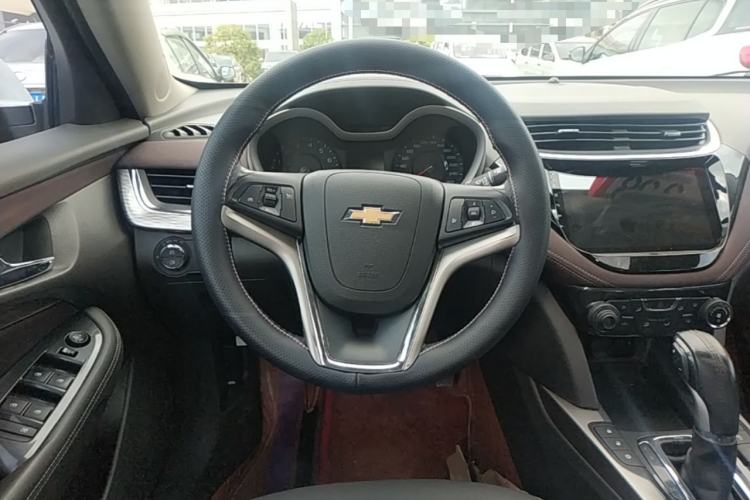 Used Chevrolet Malibu 2017 1.5T Automatic Luxury Edition Steering Wheel