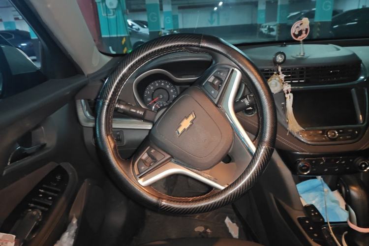 Used Chevrolet Malibu 2017 1.5T Automatic Luxury Edition Steering Wheel