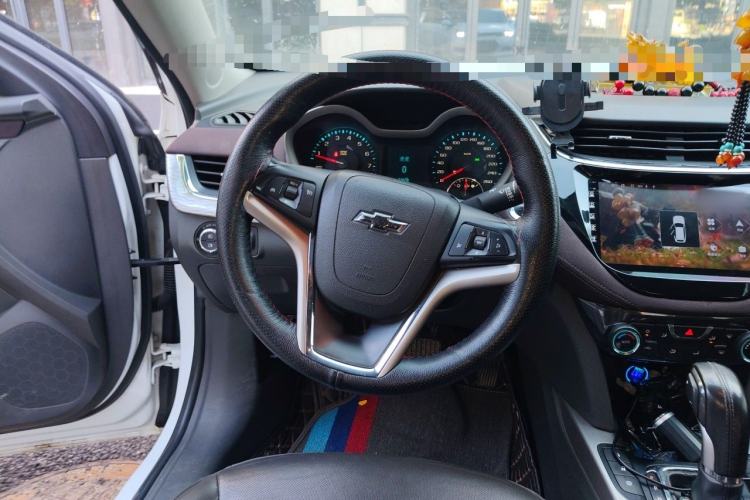 Used Chevrolet Malibu 2017 1.5T Automatic Luxury Edition Steering Wheel