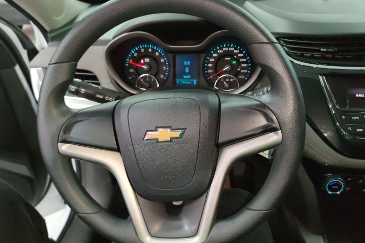 Used Chevrolet Malibu 2017 1.5T Automatic Comfort Edition Steering Wheel