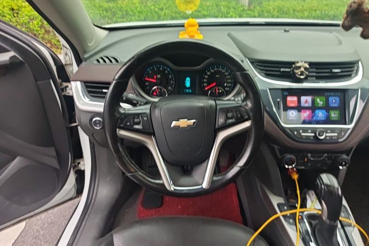Used Chevrolet Malibu 2017 1.5T Automatic Luxury Edition Steering Wheel