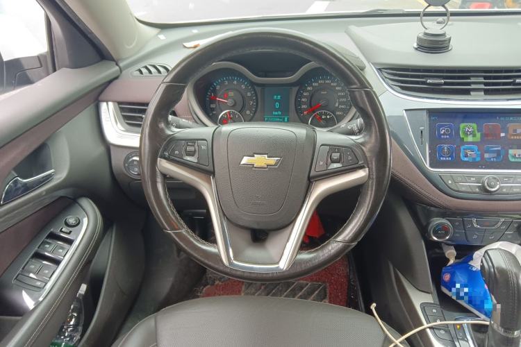 Used Chevrolet Malibu 2017 1.5T Automatic Luxury Edition Steering Wheel