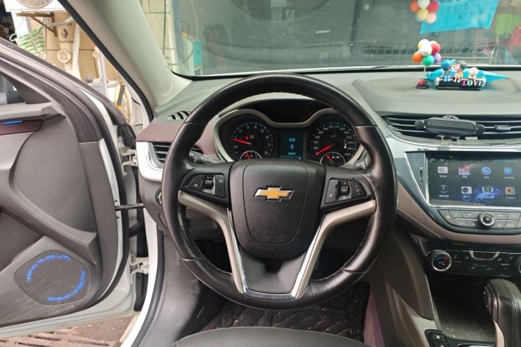 Used Chevrolet Malibu 2017 1.5T Automatic Luxury Edition Steering Wheel