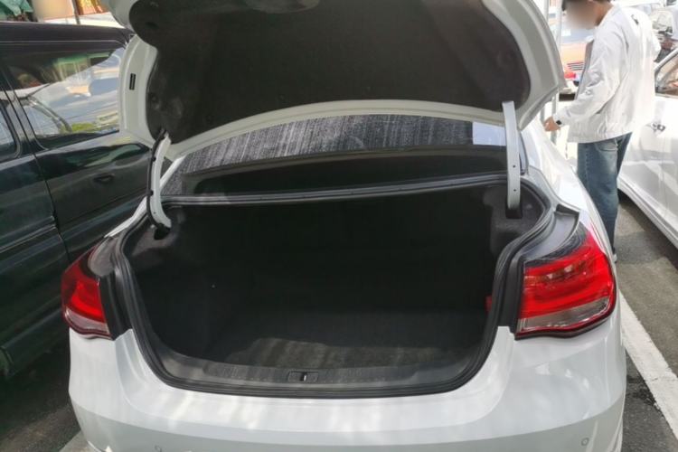Used Chevrolet Malibu 2017 1.5T Automatic Luxury Edition Trunk