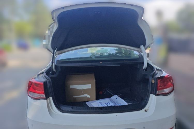 Used Chevrolet Malibu 2017 1.5T Automatic Luxury Edition Trunk