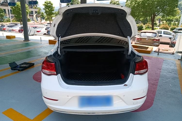 Used Chevrolet Malibu 2017 1.5T Automatic Luxury Edition Trunk