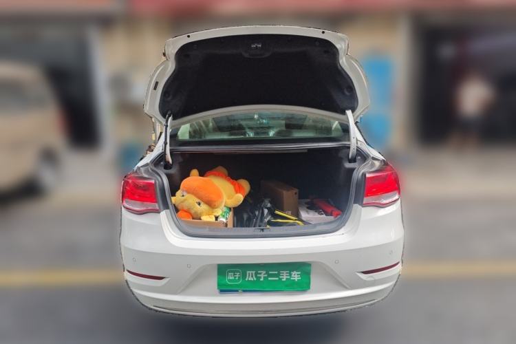 Used Chevrolet Malibu 2017 1.5T Automatic Luxury Edition Trunk