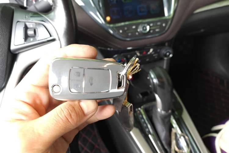 Used Chevrolet Malibu 2017 1.5T Automatic Luxury Edition Vehicle Key