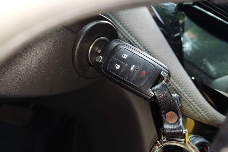 Used Chevrolet Malibu 2017 1.5T Automatic Comfort Edition Vehicle Key