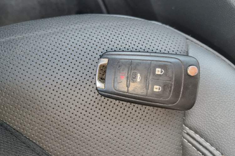 Used Chevrolet Malibu 2017 1.5T Automatic Luxury Edition Vehicle Key