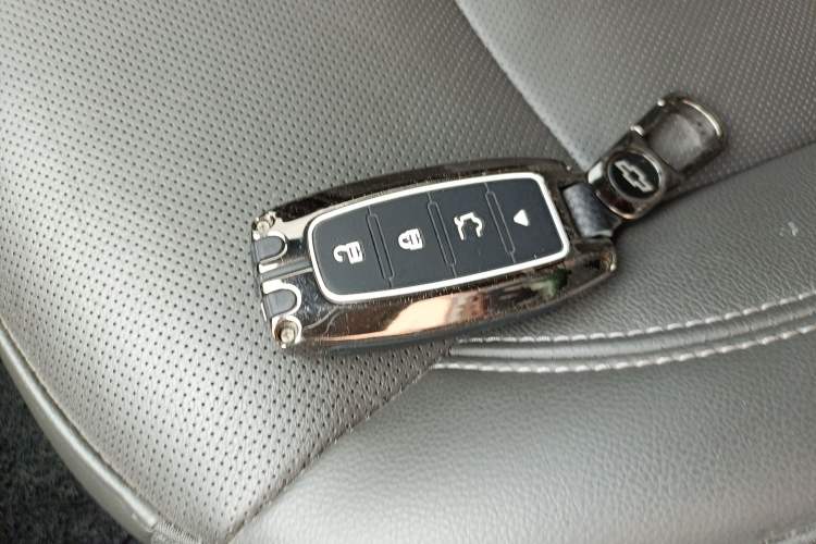 Used Chevrolet Malibu 2017 1.5T Automatic Luxury Edition Vehicle Key