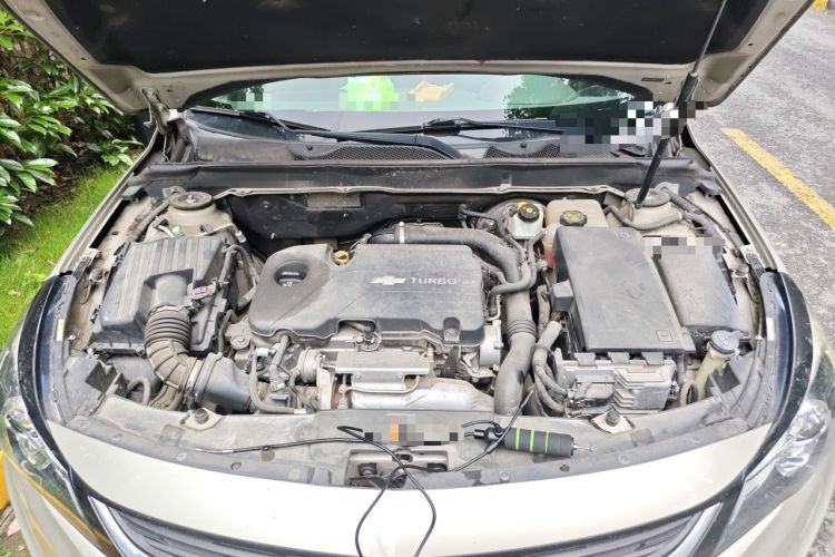 Used Chevrolet Malibu 2017 1.5T Automatic Luxury Edition Engine Bay
