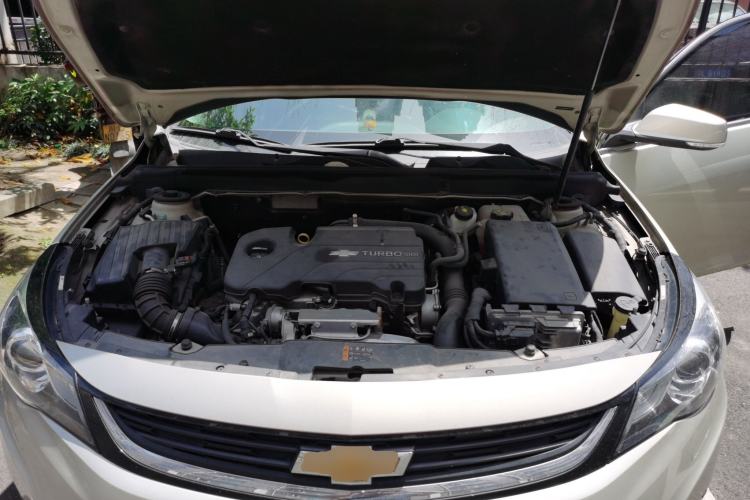 Used Chevrolet Malibu 2017 1.5T Automatic Luxury Edition Engine Bay