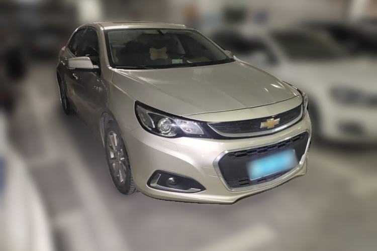 Used Chevrolet Malibu 2017 1.5T Automatic Luxury Edition Front Right 45 Deg